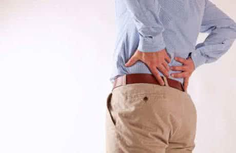 经常腰部疼痛、不适会不会是强直性脊柱炎?