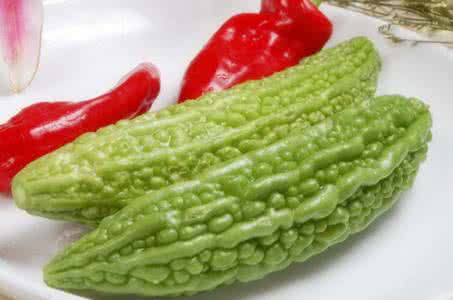 生活中各种食物对类风湿的作用都是不同的，还不快来了解一下
