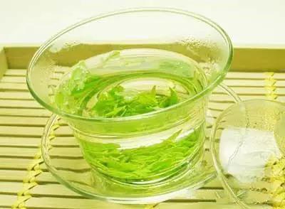 尿酸高的患者能不能喝绿茶?